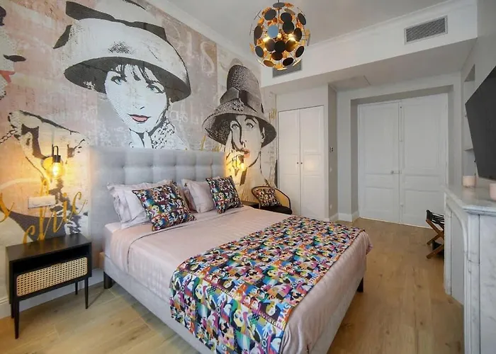 Apartamento Beletage - 5bdr - 4 Bath - Center - Garage And Ac *