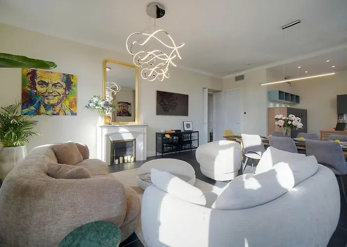 Beletage - 5bdr - 4 Bath - Center - Garage And Ac Cannes