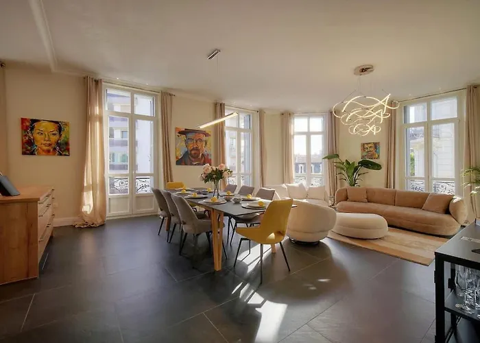 Beletage - 5bdr - 4 Bath - Center - Garage And Ac * Cannes