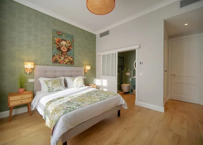 Beletage - 5bdr - 4 Bath - Center - Garage And Ac * Cannes