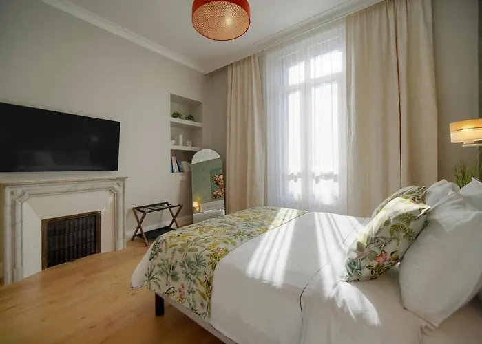 Beletage - 5bdr - 4 Bath - Center - Garage And Ac Cannes