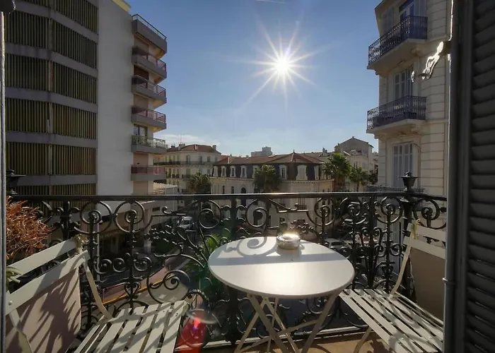 Beletage - 5bdr - 4 Bath - Center - Garage And Ac Cannes