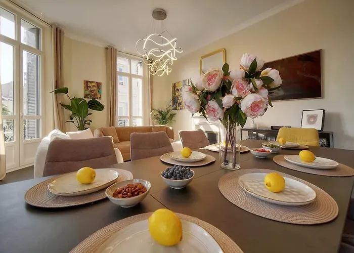 Beletage - 5bdr - 4 Bath - Center - Garage And Ac Cannes