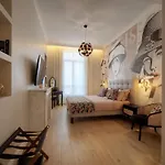 Beletage - 5bdr - 4 Bath - Center - Garage And Ac * Cannes