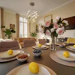 Beletage - 5bdr - 4 Bath - Center - Garage And Ac Cannes